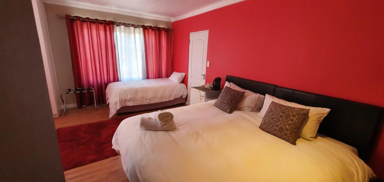 Beth El Guesthouse Brackenfell Extérieur photo