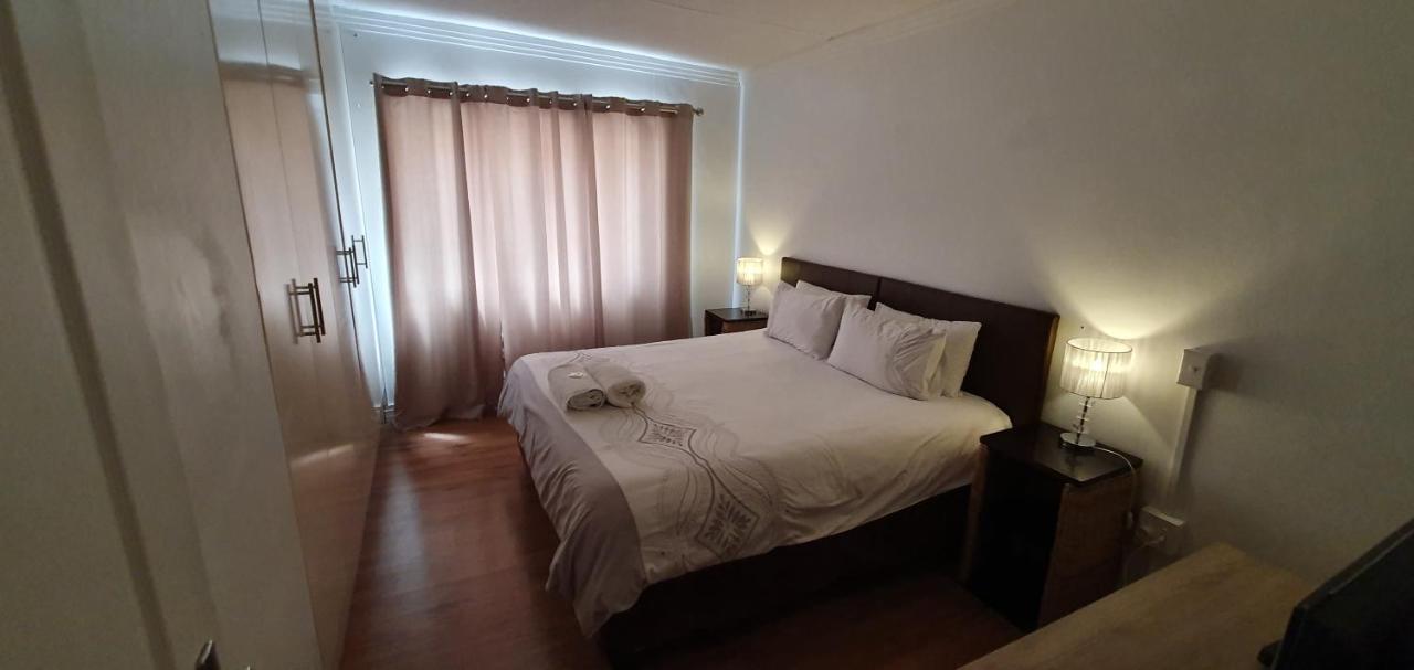 Beth El Guesthouse Brackenfell Extérieur photo